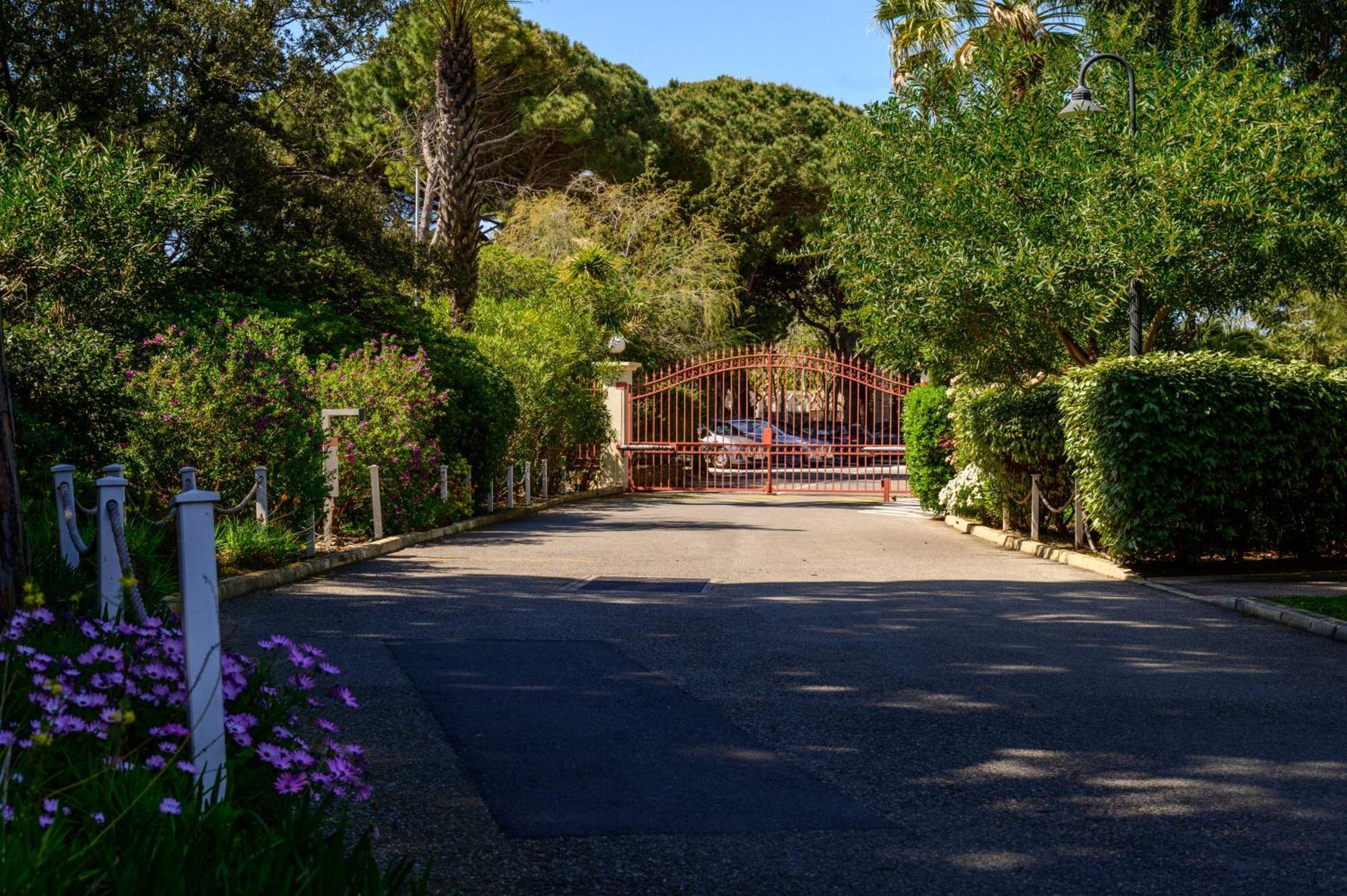 Le Studio De Giens Hyeres Luaran gambar